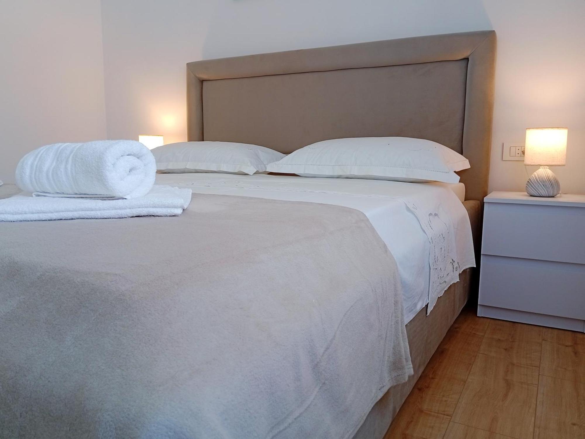 Apartments Villa Odesa With Shared Pool 扎达尔 外观 照片